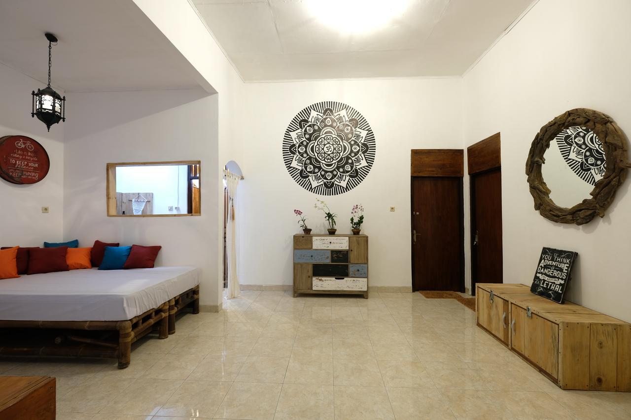 Hostel Wood Stone Yogyakarta Exteriér fotografie